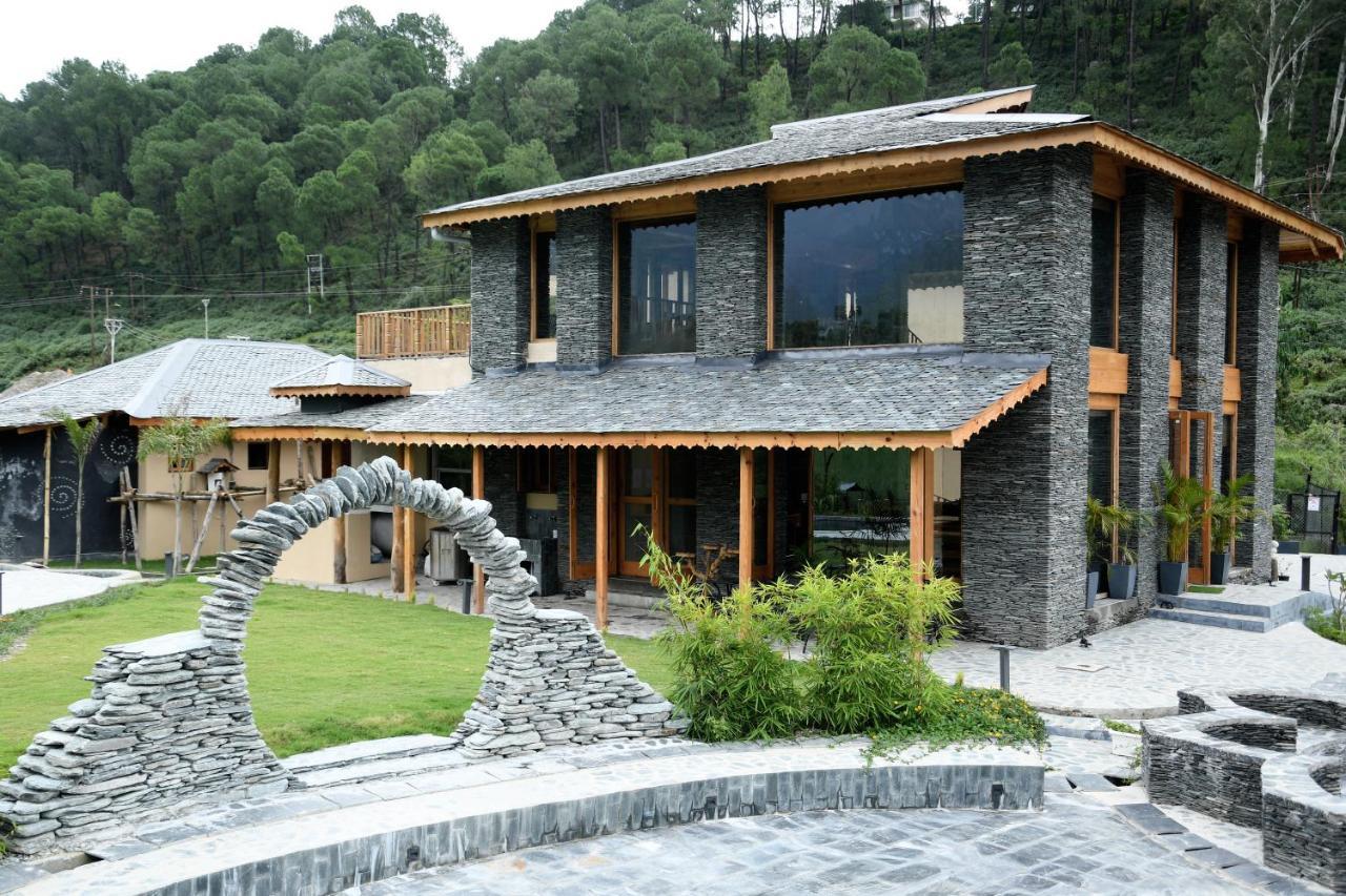 Osho Himalayas Wellness Resort Kangra Eksteriør billede