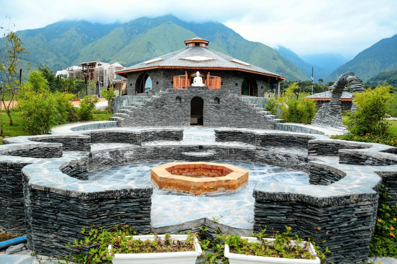 Osho Himalayas Wellness Resort Kangra Eksteriør billede