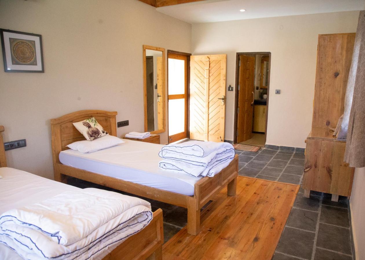 Osho Himalayas Wellness Resort Kangra Eksteriør billede