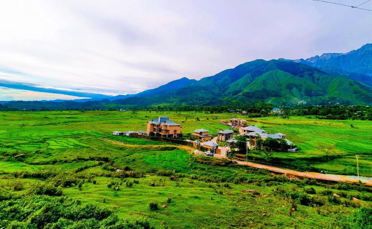 Osho Himalayas Wellness Resort Kangra Eksteriør billede